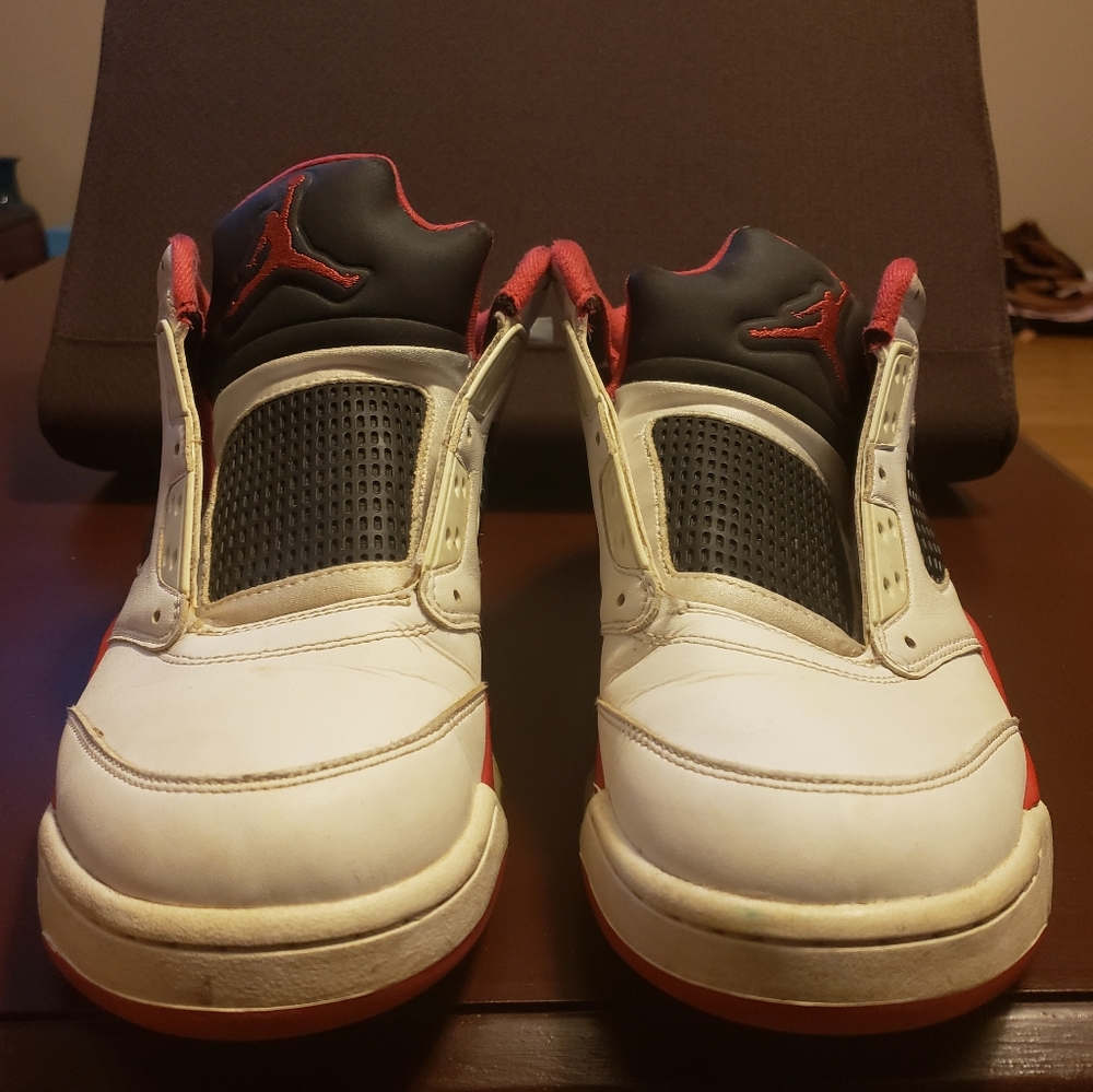 AIR JORDAN 5 RETRO LOW FIRE RED